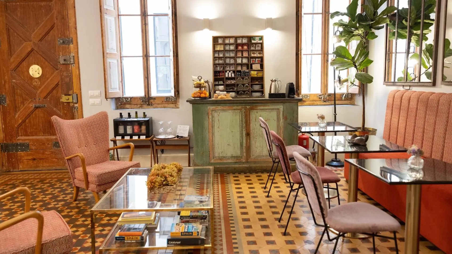 We Boutique Hotel Barcelona 3*,